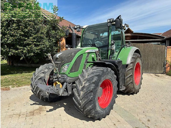 Farm tractor FENDT 716 Vario