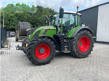Farm tractor FENDT 724 Vario