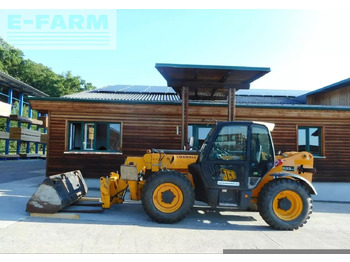 Telescopic handler JCB