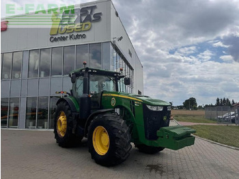 Farm tractor JOHN DEERE 8R Series