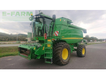 Combine harvester JOHN DEERE C670