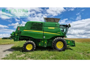 Combine harvester JOHN DEERE T670