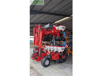 Precision sowing machine KVERNELAND