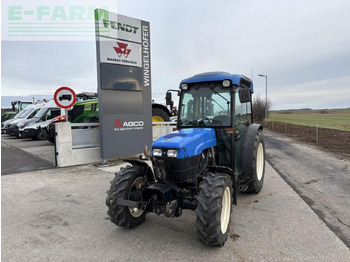 Farm tractor NEW HOLLAND TM