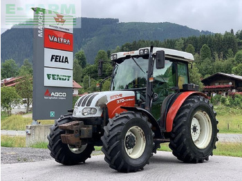 Farm tractor STEYR