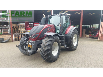 Farm tractor VALTRA T174