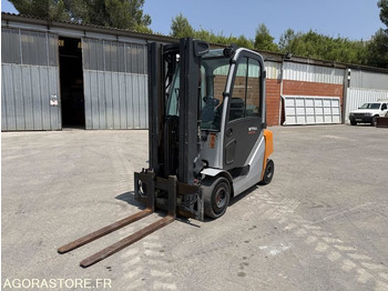 LPG forklift STILL