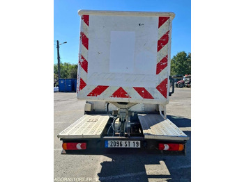 Truck mounted aerial platform Elévateur à Nacelle 160 ALU CABSTAR sur châssis NISSAN <3.5T H.16M - 2007: picture 4