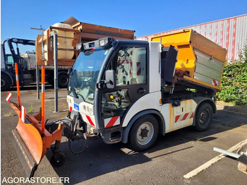 Road sweeper