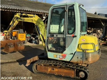 Excavator YANMAR B25V