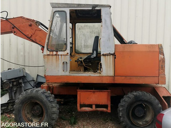 Excavator PELLE GRUE LIEBHERR A901C - 1981: picture 2