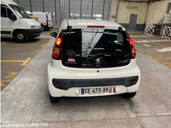 Car PEUGEOT