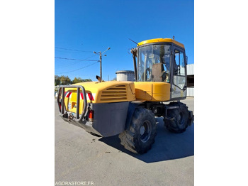 Excavator MECALAC
