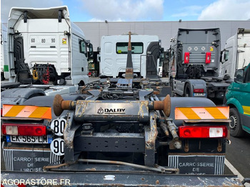 Truck Renault PORTEUR / 318 000km / 2009: picture 4