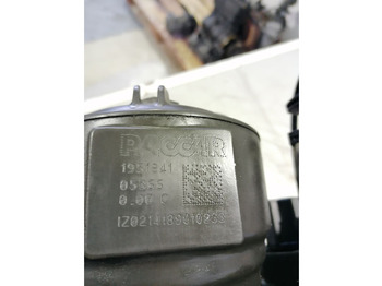 Fuel filter for Truck DAF XF 106: picture 4