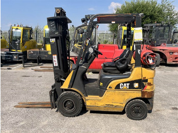 LPG forklift CATERPILLAR GP