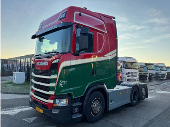 Tractor unit SCANIA S 500