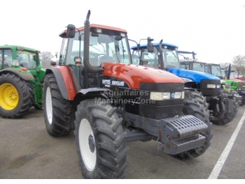 Farm tractor New Holland M115: picture 1