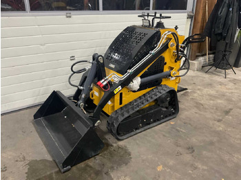 Compact track loader