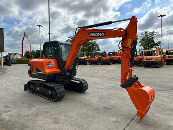 Crawler excavator Doosan DX55-9C: picture 3