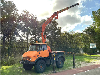 Farm trailer Mercedes-benz Unimog 406: picture 2