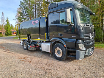 Road sweeper MERCEDES-BENZ Actros