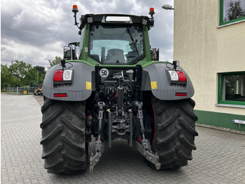 Farm tractor Fendt 828 Vario Profi Plus: picture 5