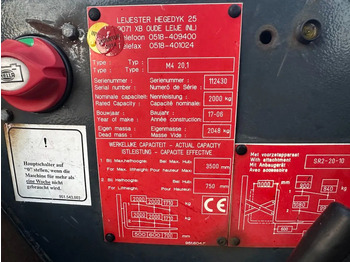 Truck mounted forklift Moffett M4 20.1 Kubota Diesel Kooiaap 2 ton Sideshift Positioner Meeneemheftruck: picture 4 Truck mounted forklift Moffett M4 20.1 Kubota Diesel Kooiaap 2 ton Sideshift Positioner Meeneemheftruck: picture 4