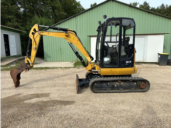 Mini excavator Caterpillar 302.7 DCR: picture 5