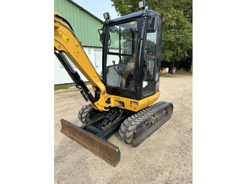 Mini excavator Caterpillar 302.7 DCR: picture 3