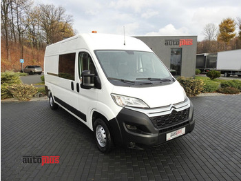 Minibus