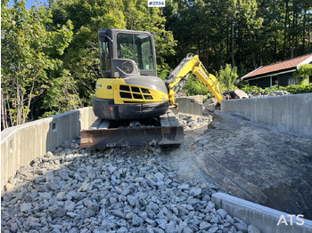 Crawler excavator NEW HOLLAND