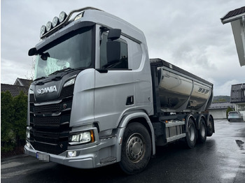 Asphalt machine SCANIA R 650