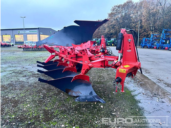 Agricultural machinery KUHN