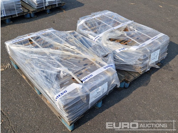 Spare parts for Excavator 600mm Steel Track Plates, Volvo EC305/EC330 (2 of): picture 3