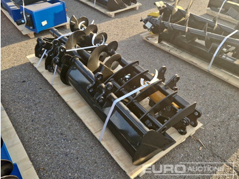 New Bucket Unused 2025 Captok Qty (8 of) Rake, Ripper, Graber, 12" Auger, 16" Auger, 8" Narrow Bucket, 24" Bucket, 32" Bucket to suit Excavator: picture 3