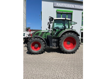 Farm tractor FENDT