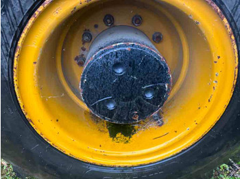 Wheel excavator HYDREMA CONSTRUCTION EXCAVATOR MX16 RAIL: picture 5