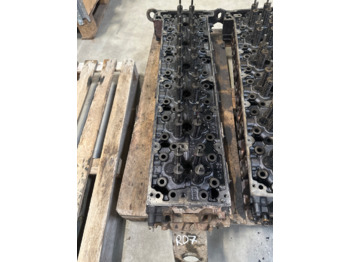 Cylinder head MERCEDES-BENZ