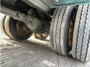 Dropside/ Flatbed truck for transportation of bulk materials SINOTRUK HOWO 420hp 8x4 fence truck: picture 4