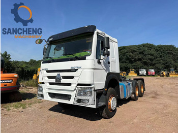 Tractor unit SINOTRUK HOWO