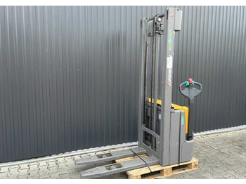 Stacker JUNGHEINRICH EJC