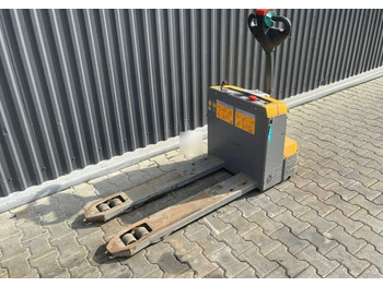 Pallet truck JUNGHEINRICH EJE
