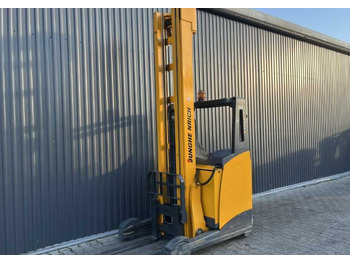Reach truck JUNGHEINRICH ETV