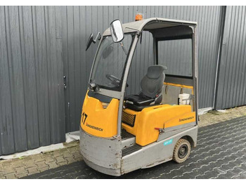 Tow tractor JUNGHEINRICH