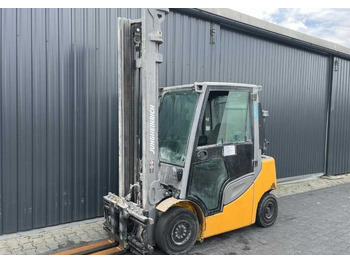 LPG forklift JUNGHEINRICH TFG 425