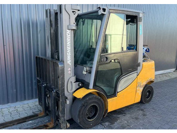 LPG forklift JUNGHEINRICH TFG