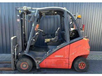 LPG forklift Linde H25T: picture 2