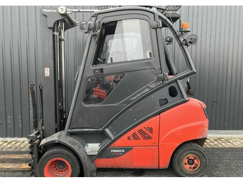 LPG forklift Linde H35T-02: picture 5