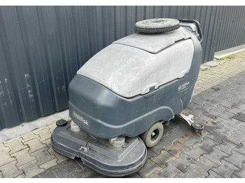 Scrubber dryer